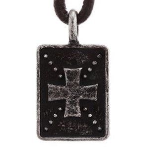 GUESS Leather Necklace NWT